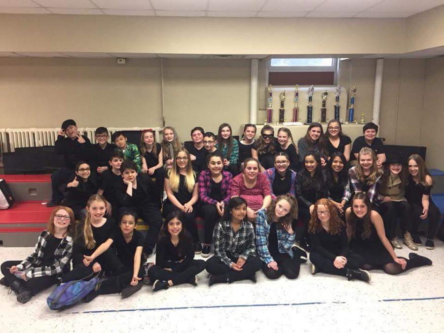 The+cast+and+crew+of+James+and+the+Giant+Peach+gather+in+the+schools+music+room+on+opening+night.+This+group+has+practiced+songs+and+lines+for+the+past+four+months.+Fifth+and+sixth+graders+audition+for+roles.