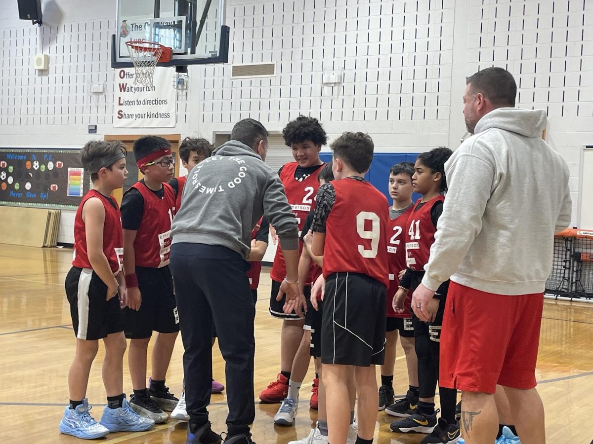 The Emerson Travel 11U Basketball now holds a record of 3-3.